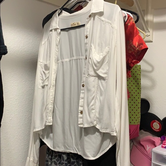 Hollister Sweaters - Hollister long sleeve cardigan
